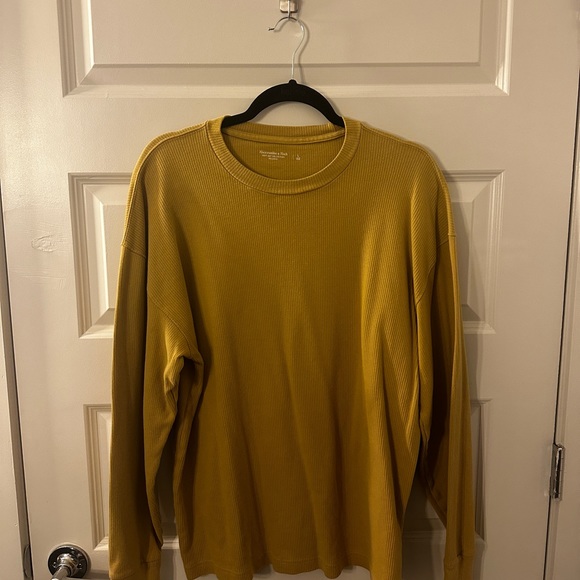 Abercrombie & Fitch Striped/Textured Yellow Long Sleeve Shirt - Picture 1 of 3
